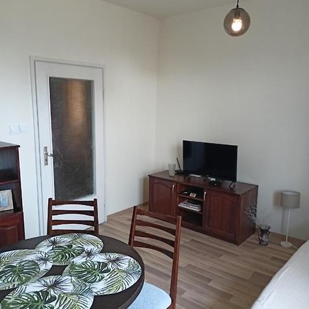 Welcome To Daisy Sunny Place! Apartment Varna Exterior foto